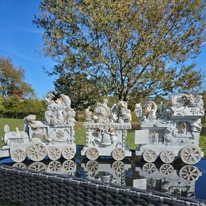 Lincolnshire Santa Christmas Train Vintage 3-Piece Holiday Shelf Decoration Box